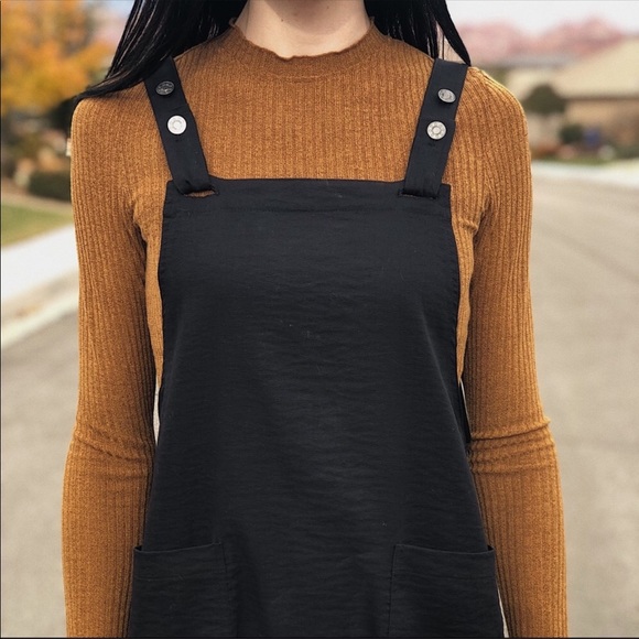 LAST ONE SALE HOST PICK Mock Neck Mustard Tee - Picture 3 of 5